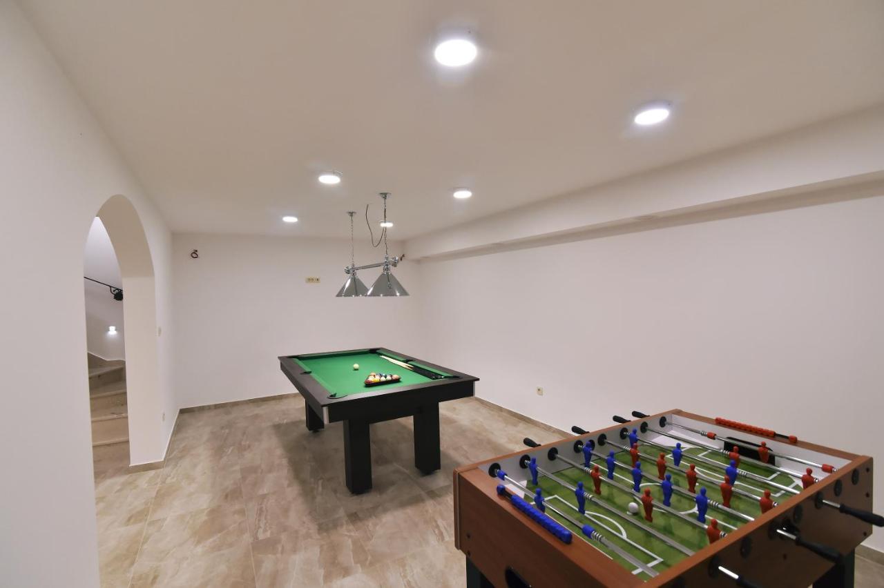 Villa Muskatel -With Heated Pool Brzac ภายนอก รูปภาพ