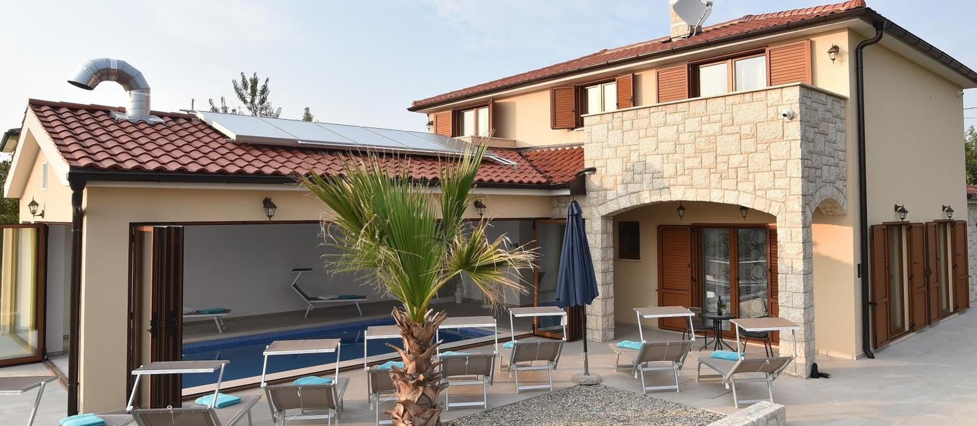 Villa Muskatel -With Heated Pool Brzac ภายนอก รูปภาพ